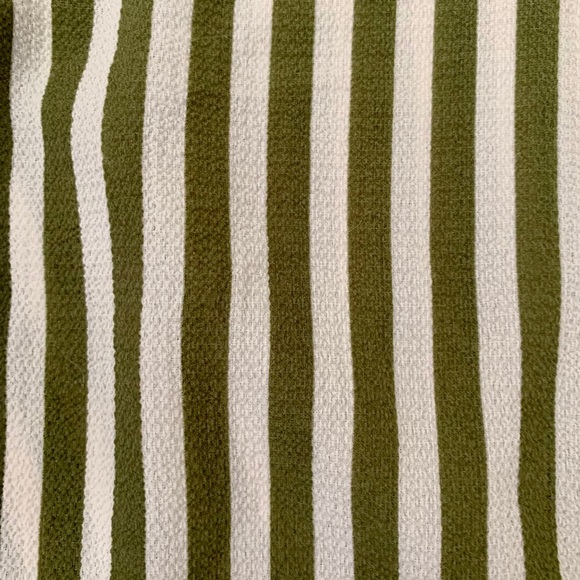 Green & White Striped Short Sleeve Crop Top - Picture 3 of 7